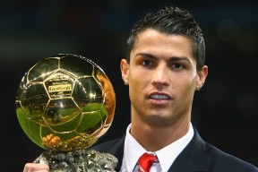 WNBA总决赛决胜场 自由人客场掀翻王牌 队史首冠诞生